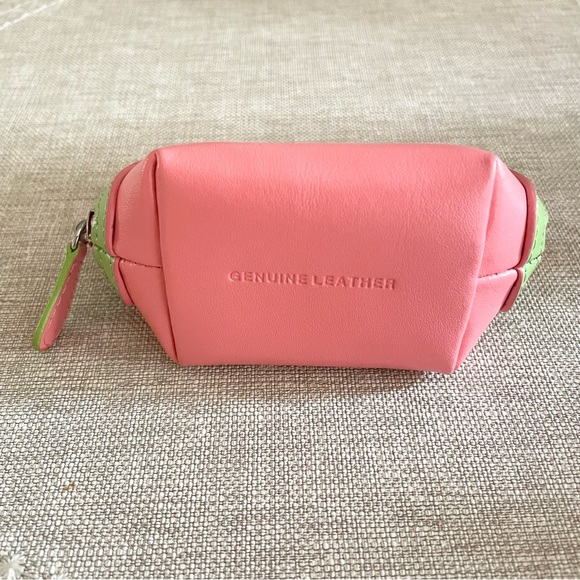 Baekgaard Clamshell Wallet - Picture 5 of 5